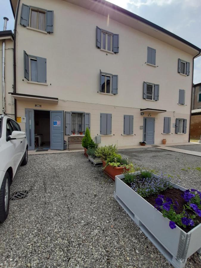 Reggiolacittainvisibile B&B Reggio Emilia Exterior photo